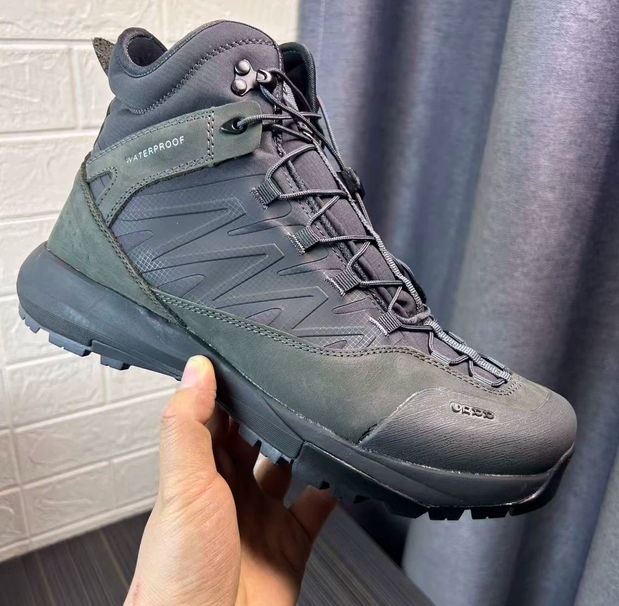 High Top Hiking Leather Shoes  - Streetwear Brand Designs recension och pris