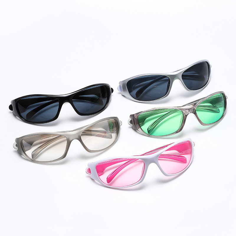 New Punk Y2K Sunglasses Women  - Streetwear Brand Designs recension och pris